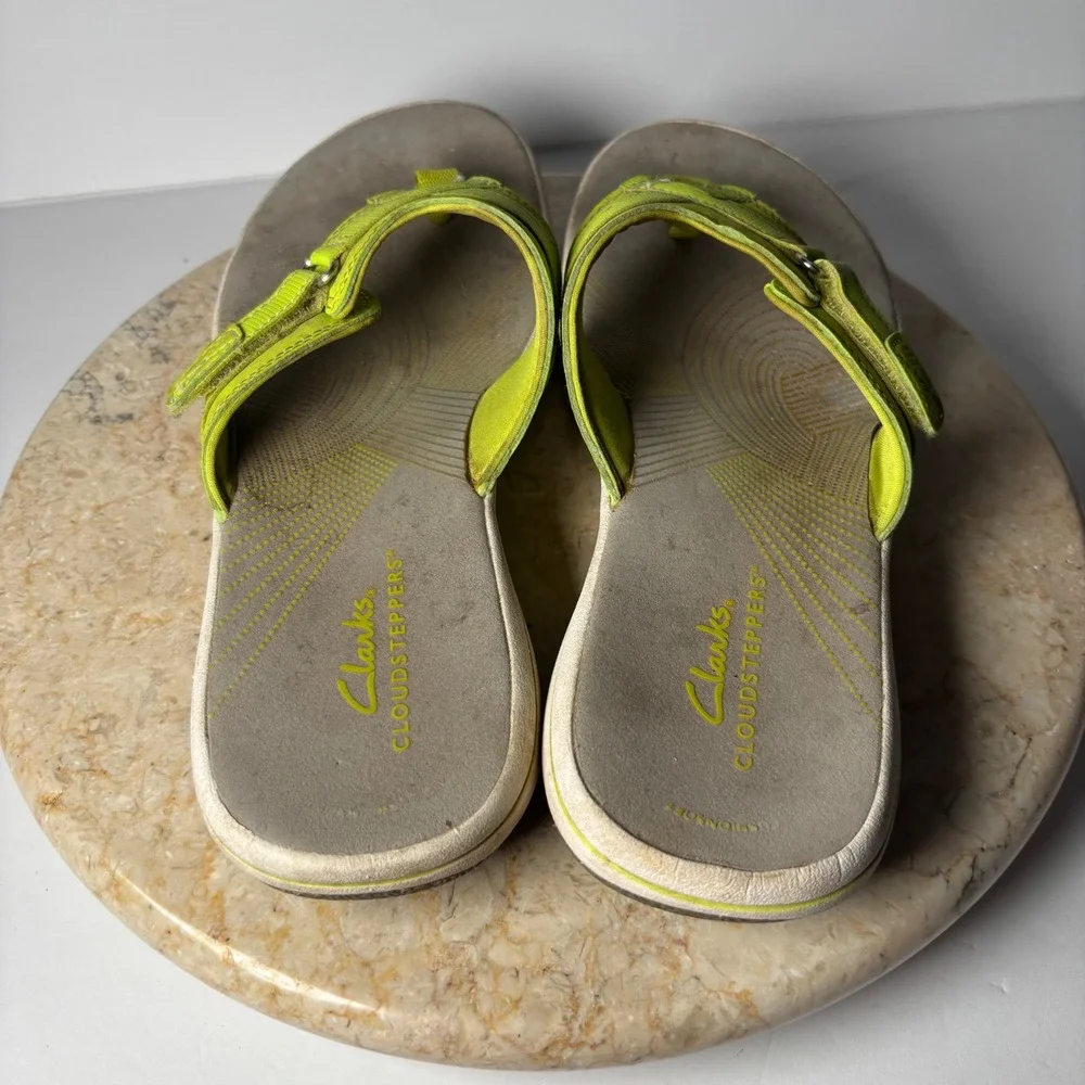 Clarks Cloudsteppers Arla Glitz Sandals 8 Lime Green Adjustable Flip Flops